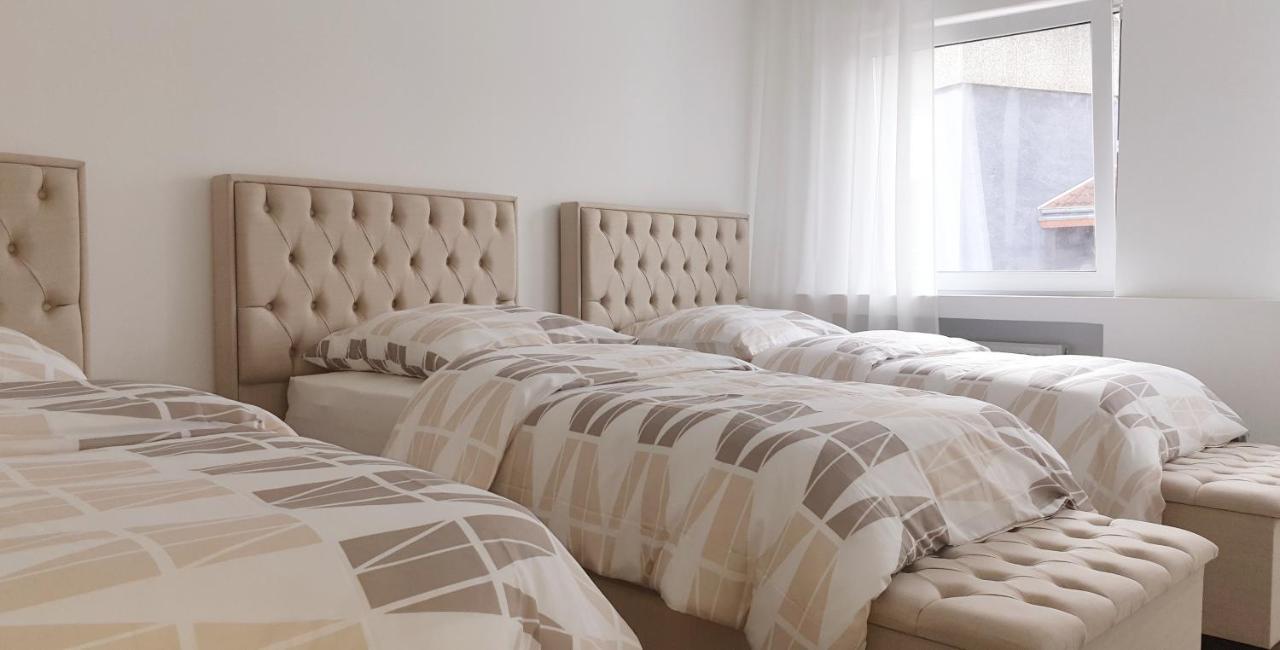 Moderne Zweizimmerwohnung إسن المظهر الخارجي الصورة