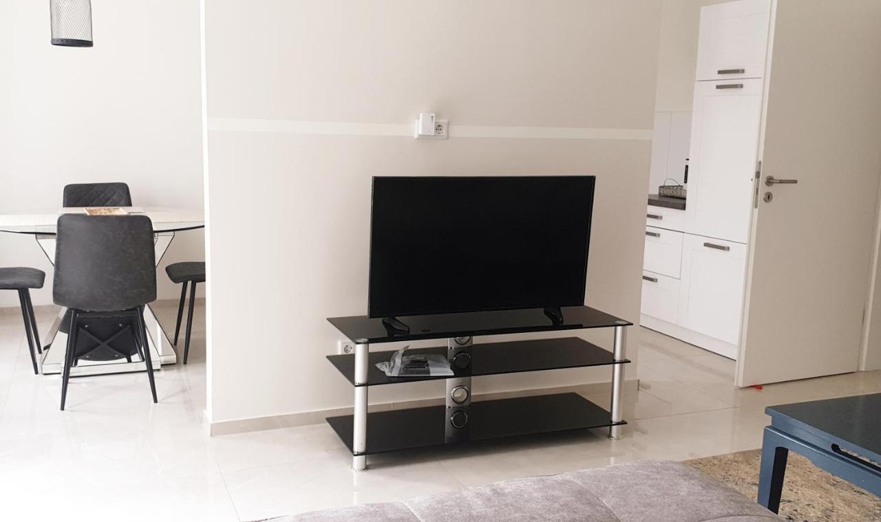 Moderne Zweizimmerwohnung إسن المظهر الخارجي الصورة