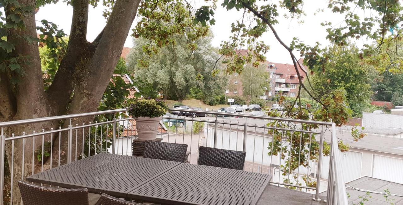 Moderne Zweizimmerwohnung إسن المظهر الخارجي الصورة